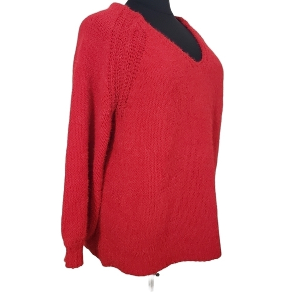 Ava & Viv Red Pullover V-Neck Long Sleeve Sweater - Picture 3 of 8